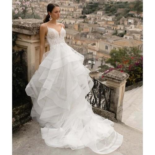 Sexy Ball Gown Wedding Dress 2021 Spaghetti Strap Crystal Appliques Boho Mariage Backless White Bridal Gown Vestige De Noiva