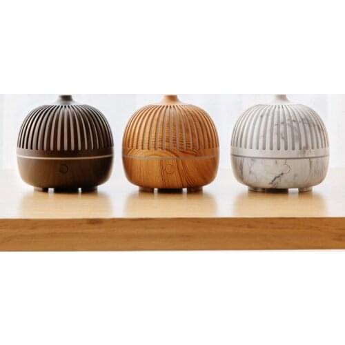 Electric Humidifier Essential Aroma Oil Diffuser Atomizer Ultrasonic Wood Grain Air Humidifier USB Mini Mist Maker Air Freshener