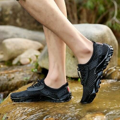 Shoes Men High Quality Couple Aqua Shoes Water Swim Shoes Women Beach Sandals Sport Quick Dry Barefoot Sneakers Boating Fishing