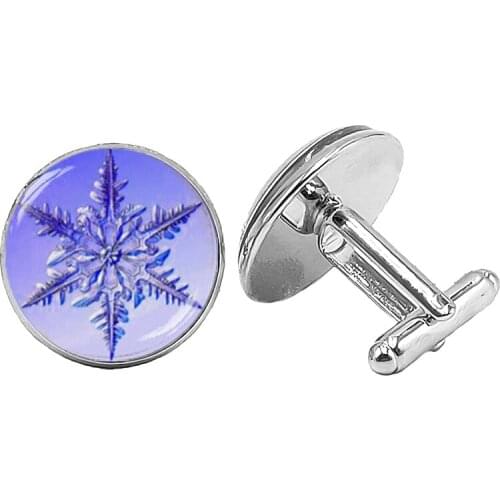 2020 New Creative All-match Suit Christmas Snowflake Gift French Glass Cabochon Charm Cufflinks Mens Gift Cufflinks Jewelry