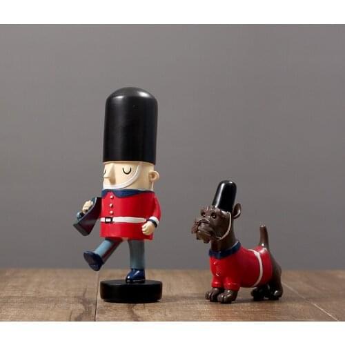 NORDIC STYLE LIVING ROOM TV CABINET STUDY DECORATION SMALL ORNAMENTS CREATIVE SOLDIER AND DOG CHARACTER ANIMAL FURNISHINGS
