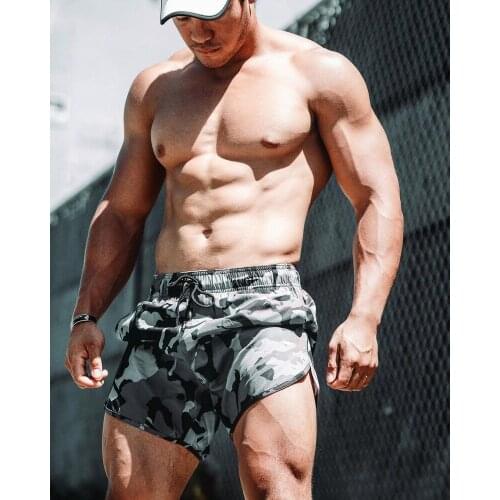 2021 Spring And Summer New Trend Sports Running Loose Camouflage Shorts Cycling Sitness Sweat Stretch Shorts Men
