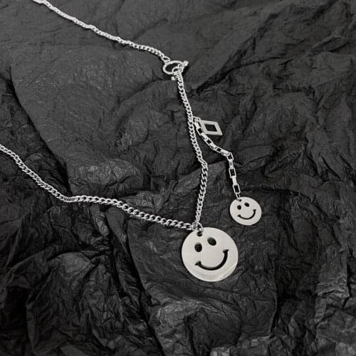 Origin Summer Charming Smile Face Toggle Clasp Pendant Necklace for Women Delicate Stainless Steel Hollow Necklace Jewellery