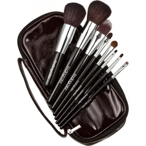Deluxe 8 Pcs Cosmetics Powder Blush Lip Brushes Set Makeup Tools with Bag