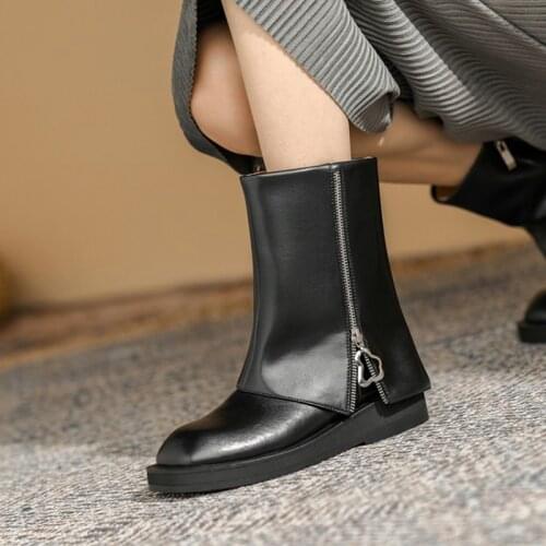 2021 Fashion Women Boots Hot Sales Pants Boots Comfortable Low Heel Shoes Women Winter Round Toe Leather Boots Women Black Boots