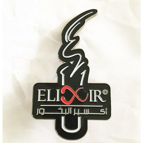 300pcs factory customized compass emblem crafted badge Soft enamel pins and brooch