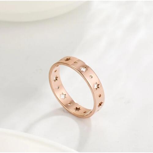 Skyrim 2021 Fashion Hollow Hexagram Ring Stainless Steel Rose Gold Color Finger Rings Jewelry Anniversary Gifts for Women Femme