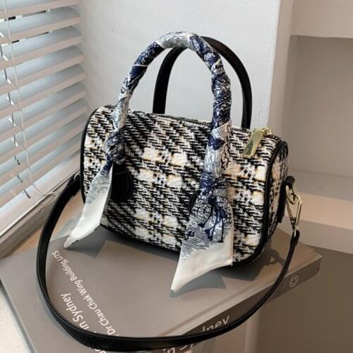 Fashion Plaid Handbags Shoulder Bags For Women Small Travel Shopper Bag With Scarves