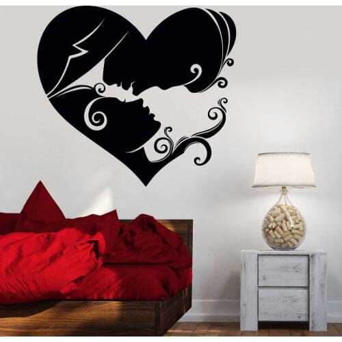 Abstract Couple Love Heart Wall Decal Vinyl Loving Couple Bedroom Marriage Room Wall Sticker Removable Art Decoration Mural Z119