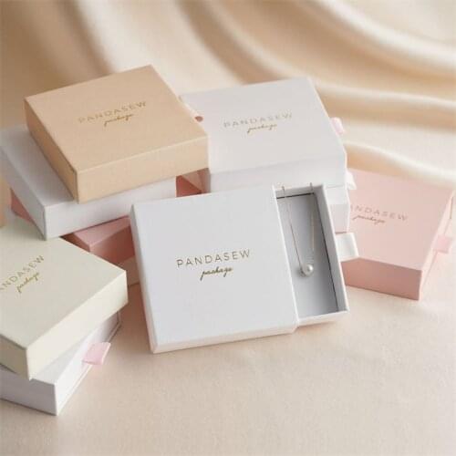 Wholesale 500pcs/lot Luxury Magnet Foldable Gift Packaging Shipping Paper Box With Custom Logo