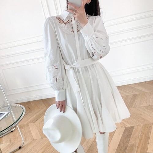 2021 spring and summer new Crochet cut out lace stitching shirt skirt belt lace up bubble sleeve Pleated Dress