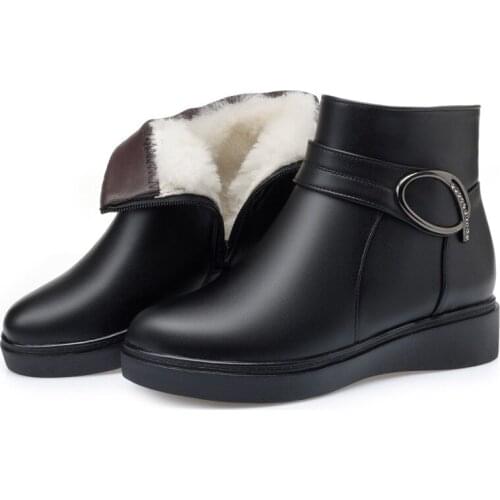 Plus Size Inisde Plush / Wool Mother Winter Shoes Warm Snow Boots Ankle Boots Flat Non-slip Genuine Leather Shoes Women Boots
