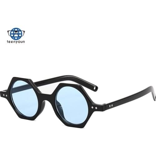Teenyoun Fashion Sunglasses Meters Hammer Sunglasses Fashion Street Snap Glasses New Small Polygon Character for Men and Women