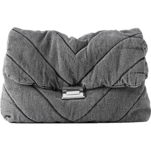 Vintage Blue Denim Women Shoulder Bags Designer Jeans Handbags Luxury Chains Crossbody Bag Over Large CapacityTotes Female Purse