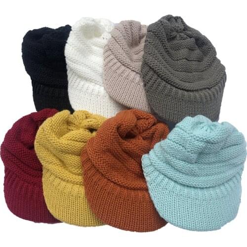 Newsboy Cap Winter Hat Visor Beret Cold Weather Knitted Slouchy Cable Knit Beanie Skull Hat with Visor