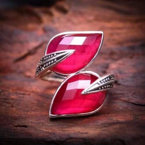 The character of silver silver wholesale 925 Sterling Silver Ring lady drops red corundum