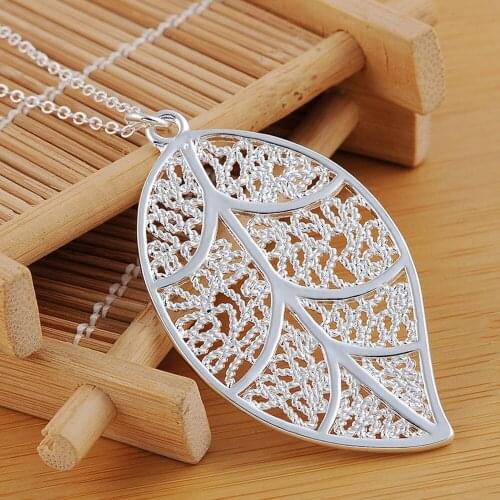 P187 Wholesale Free shipping Beautiful fashion silver color jewelry elegant charm retro exquisite leave pendant necklace Kinsle