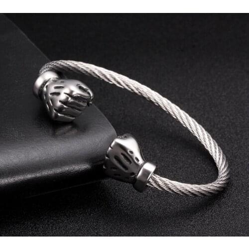 Unique Design Silver Fist Open Cuff Chain Link Fashion Hologram Bangles So Cool Powerful Men M Sporty Bracelets