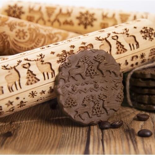 2020 The New Sculpture Rolling Pin Wooden Embossing Elk Flowers Letter Leaves Christmas Snowflake Gift Rolling Pins