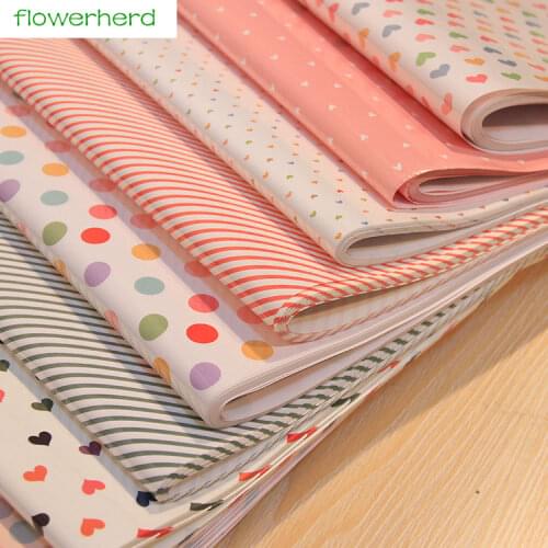 10Pcs LOVE Patten Kraft Paper Flower Bouquet Packaging Paper Florist Supplies Kids Birthday Xmas Gift Packing Paper 70*50cm