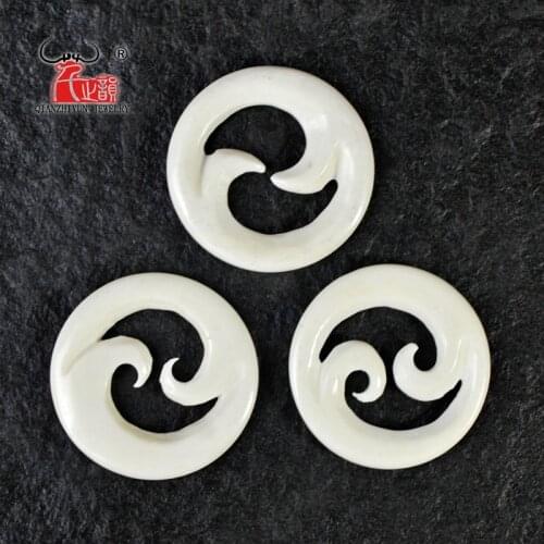 3PCS Handmade Carved Yak Bone CUTOUT Pendant New Zealand Maori Style Bone white Beads DIY Jewelry Accessory 30mm