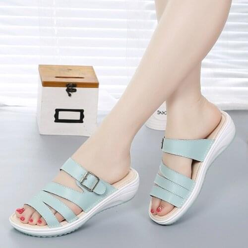 2019 New High Quality Womens Slippers Summer Sandals and Slippers Womens Outdoor Fashion Comfortable Leather slippers women