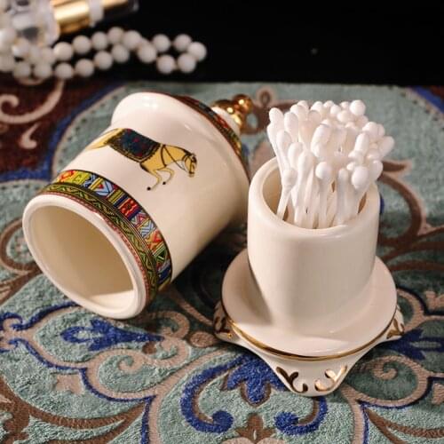 European Porcelain Cotton Swab Dispenser Horse Toothpick Holder Distributor Decorative Container Table Decor Home Restaurant Bar