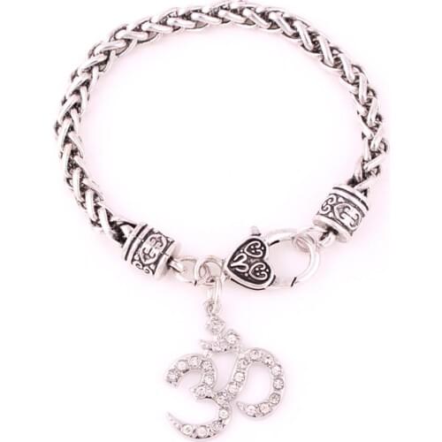 Fashion rhodium plated with sparkling crystalsOm AUM Yoga Meditation Yogi OHM Asana charm bracelet link chain