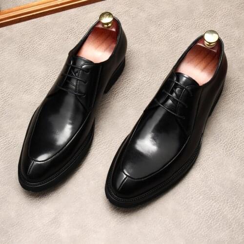 Mens dress shoes man, lace-up English style, square head, cowhide build, breathable, carved, dress style, wedding shoes, size 4