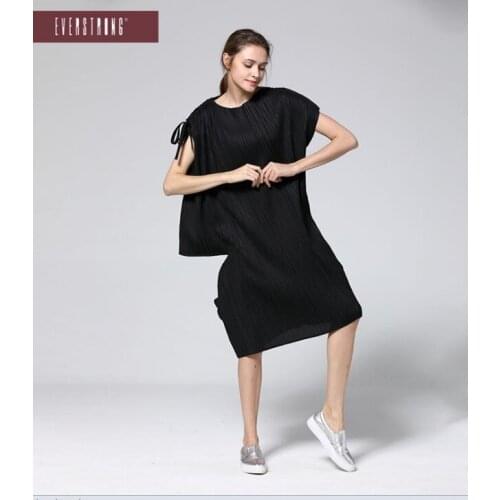 HOT SELLING Miyake fasion fold short sleeve o-neck solid Asymmetrical dress IN STOCK