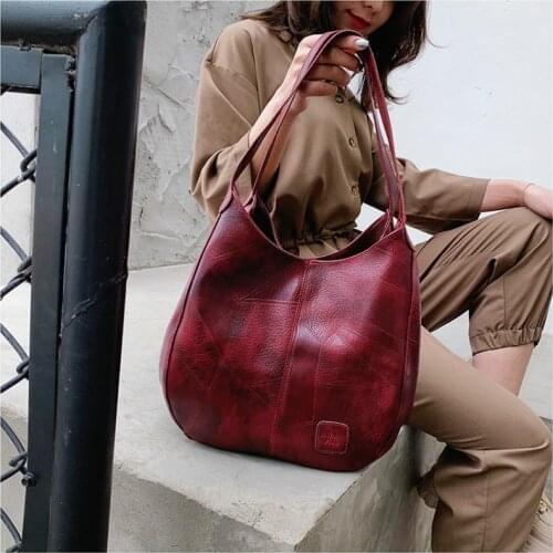 TILORRAINE Hobo Bags