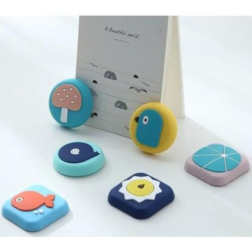 Door Stoppers Wall Protector with Strong Adhesive Reusable Bumper Protector Cartoon Quiet Shock Absorbent Pad TS2