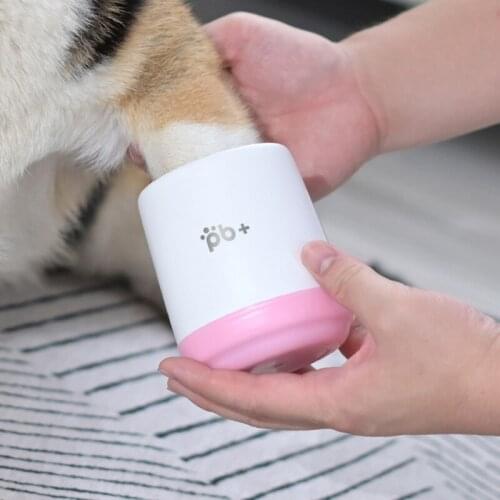 M Outdoor Portable Dog Foot Wash Cup Mug Muddy Paw Cleaner Tools Washer Puppy 360 ° Soft Silicone Washing Brush Pet Product
