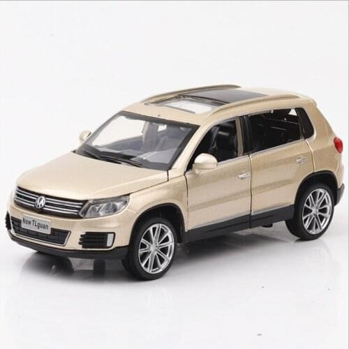 Simulation 1:32 Tiguan alloy home SUV model ornament with sound and light door opening childrens toys birthday gift Champagne
