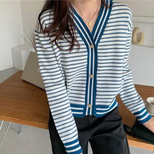 Women Cardigan Striped V-Neck Elegant Autumn Female Outwear Street Single Breasted Crop Top Leisure Chic Korean Style Soft Warm