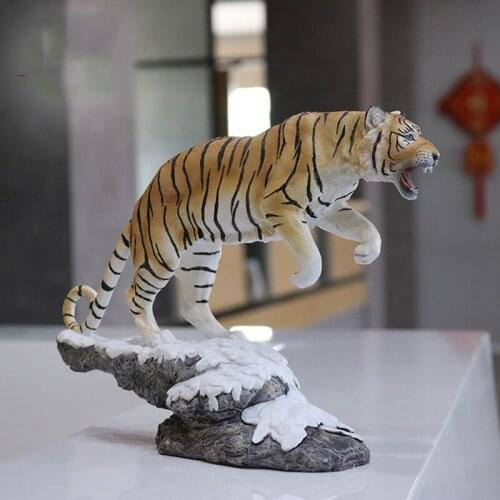 1/10 Scale Simulation Northeast Tiger Decoration Crafts Figure Model Toys Snow Tiger Boxed for Fans Gifts Collectible White
