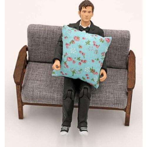 2Pcs Flower Pillow Cushions For Sofa Couch Bed 1/12 Dollhouse Miniature