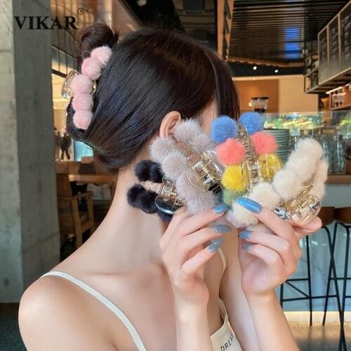 New Women Elegant Plush Ball Hair Claws Clips For Girls Baby Sweet Acrylic Headband Hairpin Hairgrips Fashion Hair Accessories