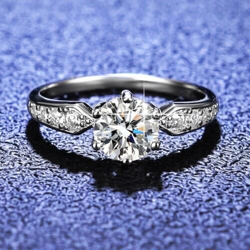 Silver 1 Carat Diamond Test Past Excellent Cut D Color Moissanite Arrow Ring 925 Sterling Silver White Gemstone Party Rings