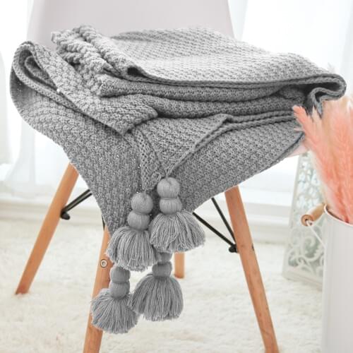Nordic Tassel Blanket Acrylic Blanket with Pompons Home Decorative Knitted Blanket 130x170cm