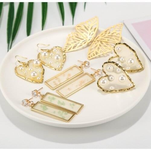 Korean Womans Earrings Geometric Rectangle Heart Leaves Crystal Dangle Earring Gift for Woman Sister Party Jewelry