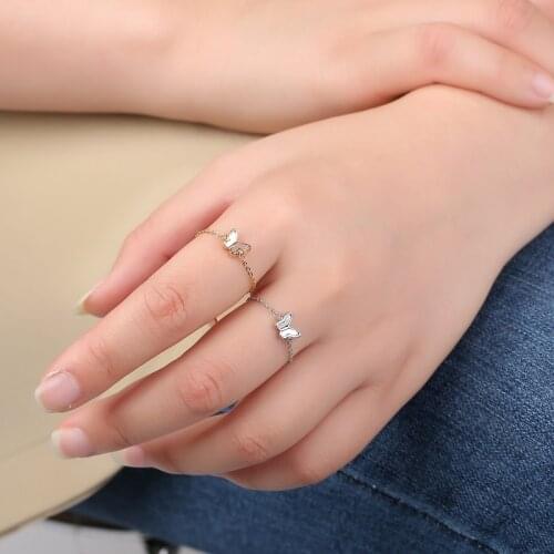 2020 New Trendy Womens Fashion Brass Chain Ring Butterfly Zircon Adjustable Elastic Pull Ring Jewelry Accessory For Daily life