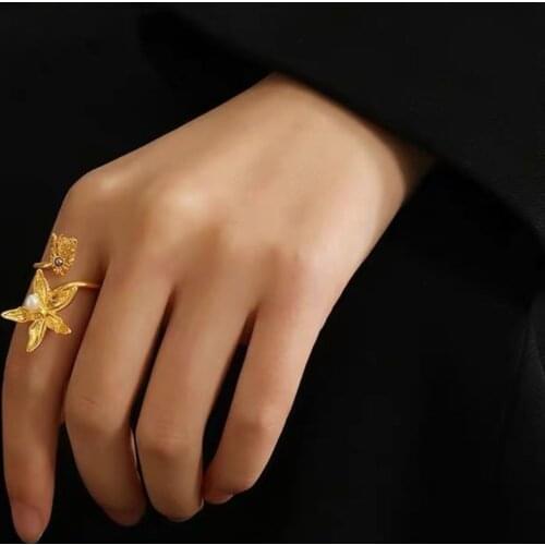 RISPADA JZ31611 Retro Flower artificial Pearl bee Open Ring