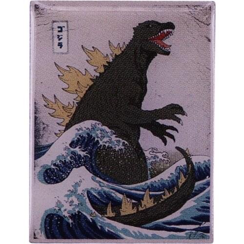 Sci-fi Movies Animal Ukiyo-e Brooch and Enamel Pin Creative Kanagawa Wave Anmal Combination Lapel Pin