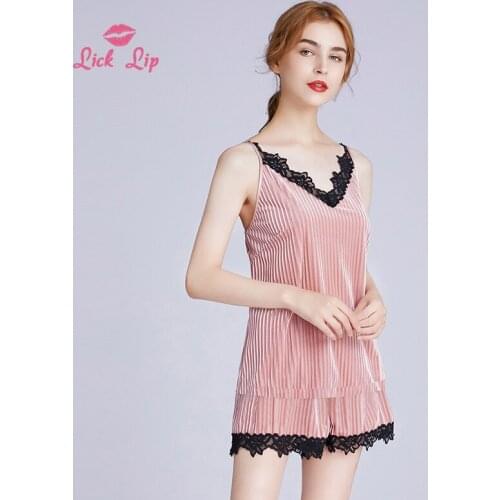 Lick Lip Velvet Two-piece Pajamas Women V-Neck Sling Shorts Lace Edge Pijama Set Thicken Comfortable Home Clothes SWD14305-30