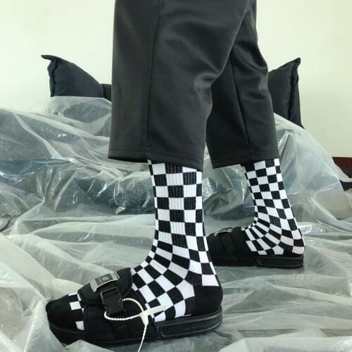 Ins Street Harajuku Fashion Square diamond Black White Lattice Check Chequer Checkerboard Sox Cotton Skateboard Socks Men Women