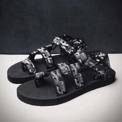 Gladiator for men 39 s roman sandals lightweight breathable casual beach mens shoes summer new 2019 sandalhas closed toe fashion