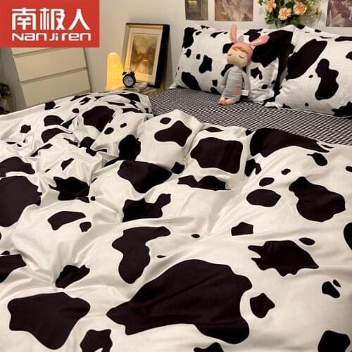 Cow Pattern Bedding Set Cartoon Love Printed Bed Linen Sheet For Children Bedclothes Duvet Cover Home Polyester Quilt Covers Set
