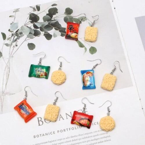 Funny Instant Noodle Chili Simulation Food Drop Earrings Women Fashion Jewelry F3MF