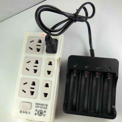 High Quality 18650 Li-ion Battery Charger AC 110V 220V 4 slots Charger For 18650 3.7V Rechargeable Battery Wholesale
